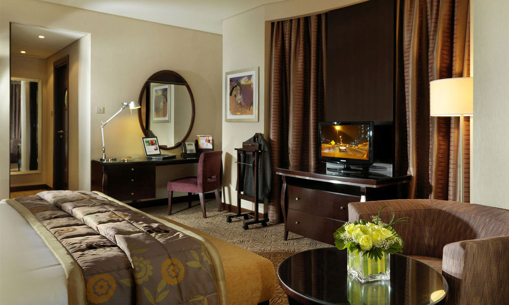 酒店家具十大品牌-现代酒店固装家具的设计理念和特点